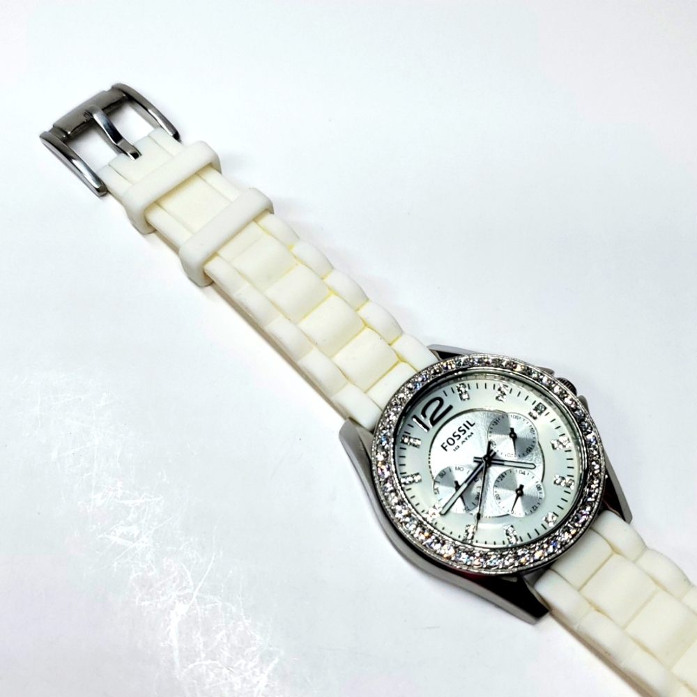 Fossil Watch ES2526 Silver white Silicone Wristband Crystal Bezel Multifunction - Picture 6 of 15